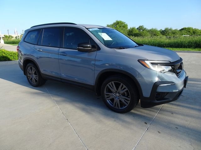 2022 Honda Pilot — rear three-quarter view