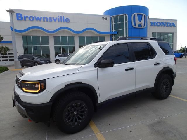 2026 Honda Passport TrailSport in Platinum White Pearl — front three-quarter view