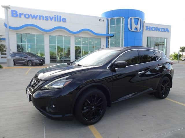 2023 Nissan Murano SV in Super Black — front three-quarter view