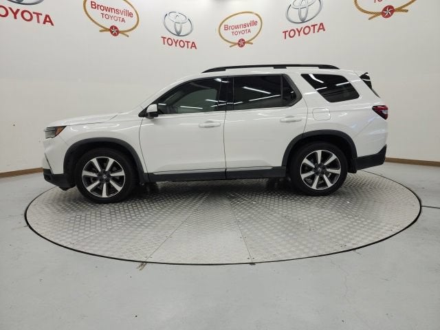 2023 Honda Pilot — detail view
